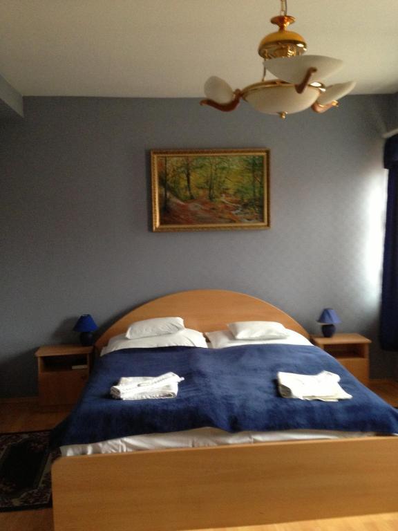 Hotel Arany Trofea Eger Habitación foto